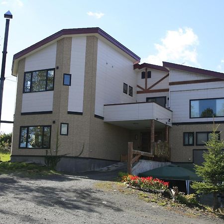 Pension Ashitaya Villa Furano Exterior photo